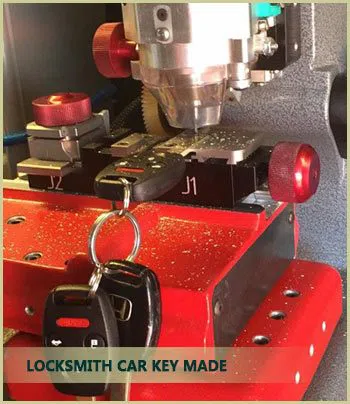 Neighborhood Locksmith Store Little Rock, AR 501-377-9916 - car-key-made-68-1m